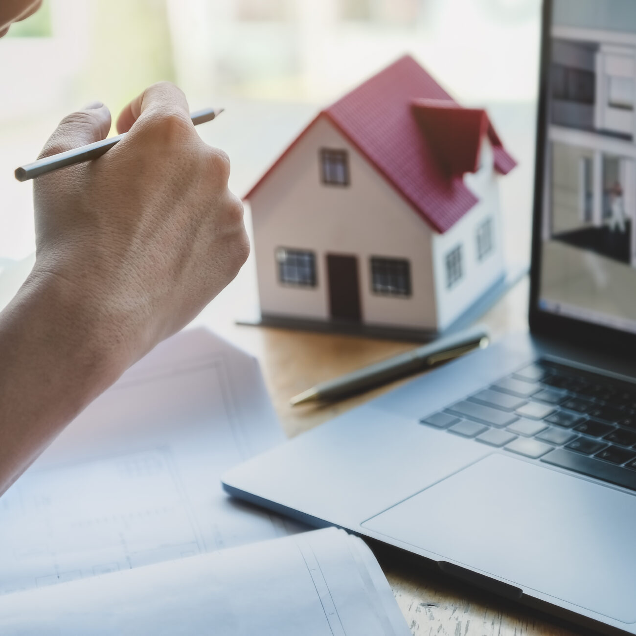 Mortgage Commitment and title commitment services