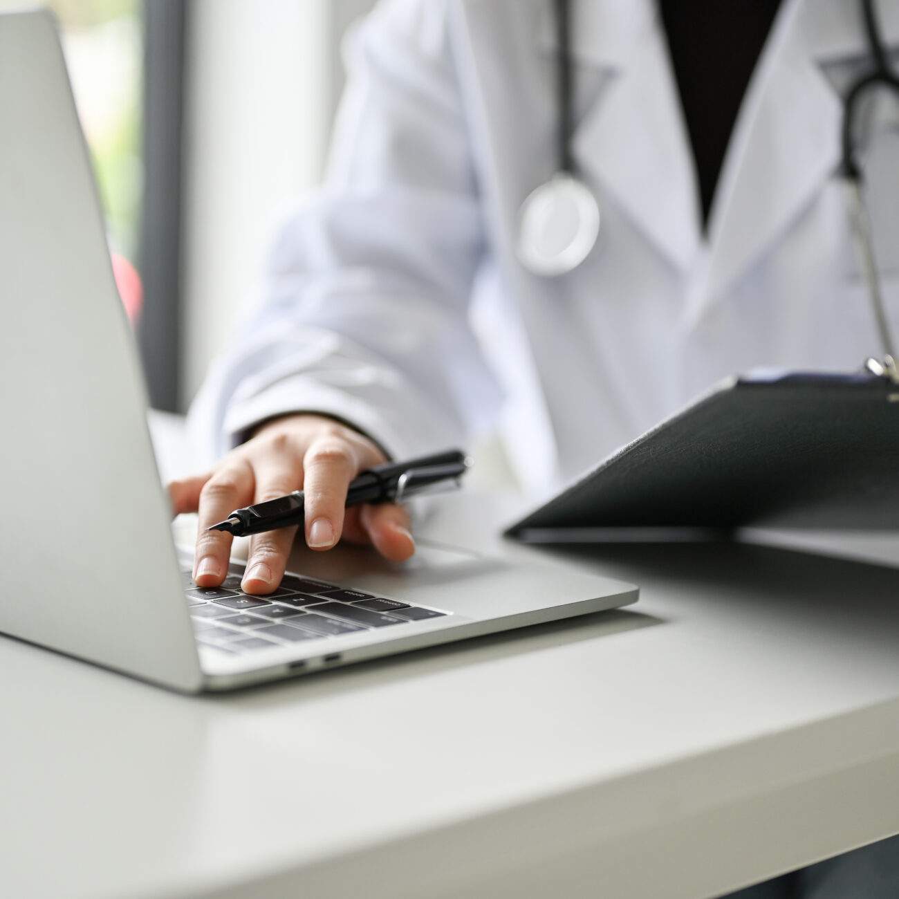 Invisia Ensures Superior Quality & Compliance